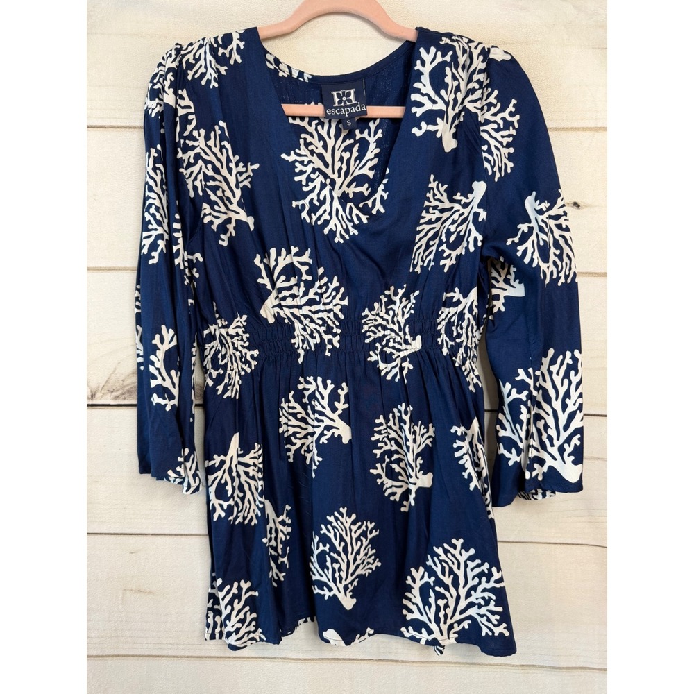 Escapada Navy Blue White Coral Print Smocked Waist Romper Womens Small V-Neck